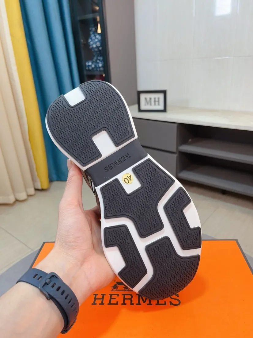 Men's shoes💰580🌸🌸【HERMES】Hermès high-end quality original shoe upper: 🔝tumbled calfskin, suede calfskin, shoe body sewn H totem, outsole: ultra-light TPU foam·rubber; two-color molded outsole, ultra-high quality control·fine workmanship: highlighting (high-end·luxury·grade) 38-44 (45 can be customized)